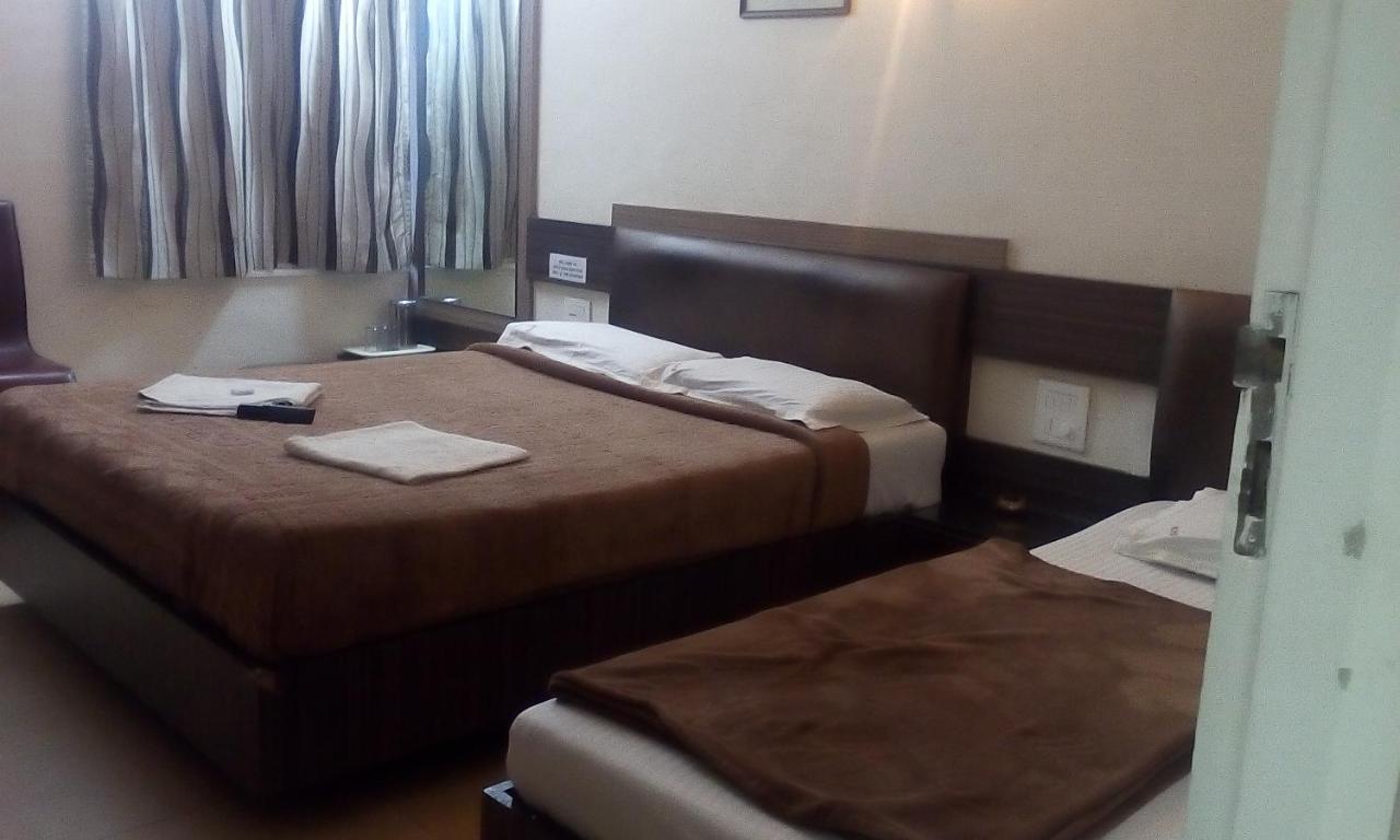 Hotel Rama Executive 마하발레슈와르 외부 사진